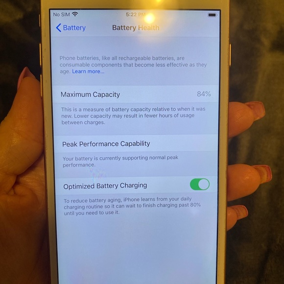 iPhone 8 Plus 64GB Rose Gold - Picture 4 of 4